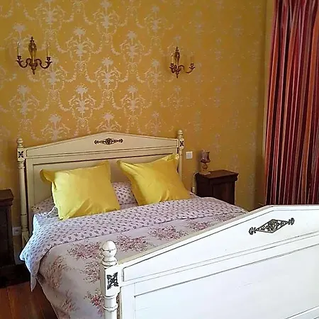 Chez Louise Bed and Breakfast